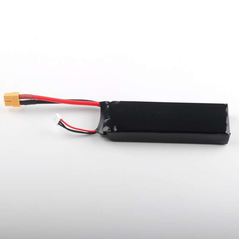 Batterie installée dans voiture ou avion RC